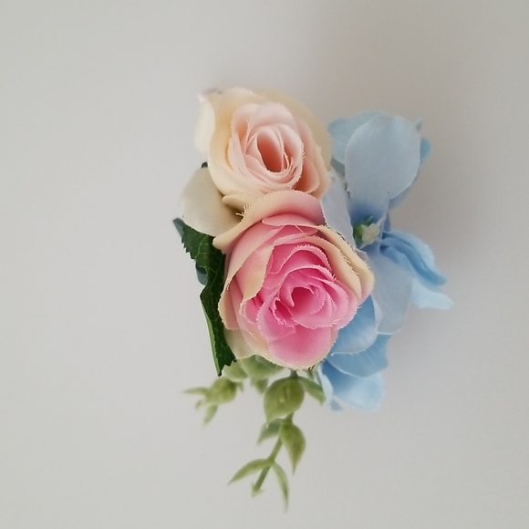 Bundle of 5 Wedding Bridal Bouquet Set - Picture 11 of 13